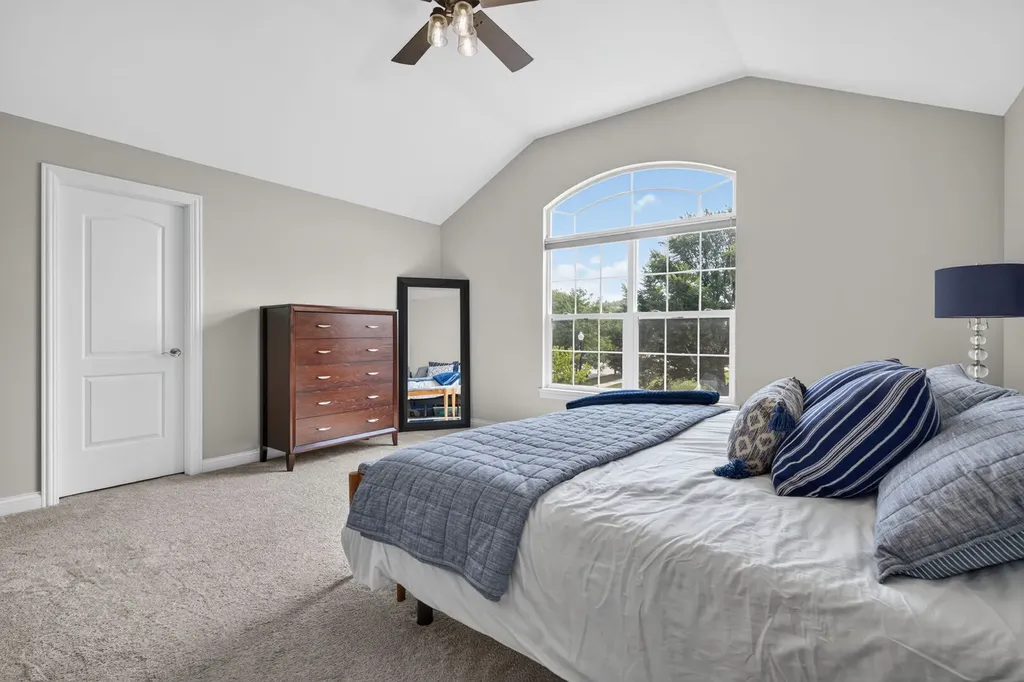 15526 South Red Bud Lane Lockport IL 60441