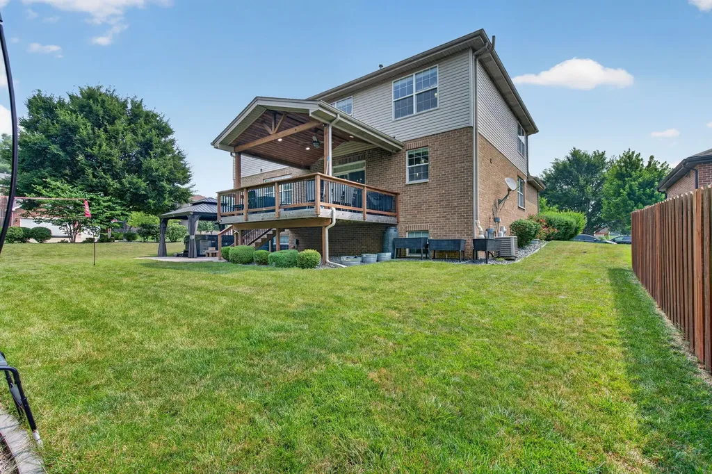 15526 South Red Bud Lane Lockport IL 60441