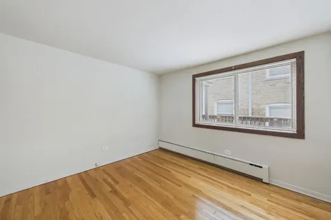 7019 North Ridge Boulevard Chicago IL 60645