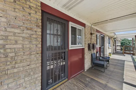 7019 North Ridge Boulevard Chicago IL 60645