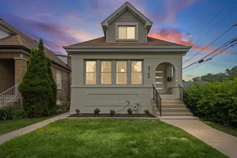 5144 North Kolmar Avenue Chicago IL 60630