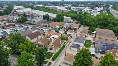5144 North Kolmar Avenue Chicago IL 60630