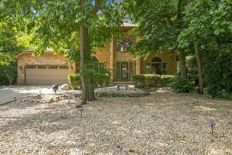 4821 Deepwood Lane Palatine IL 60067