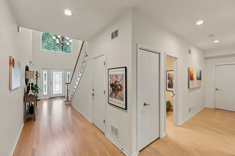 4821 Deepwood Lane Palatine IL 60067