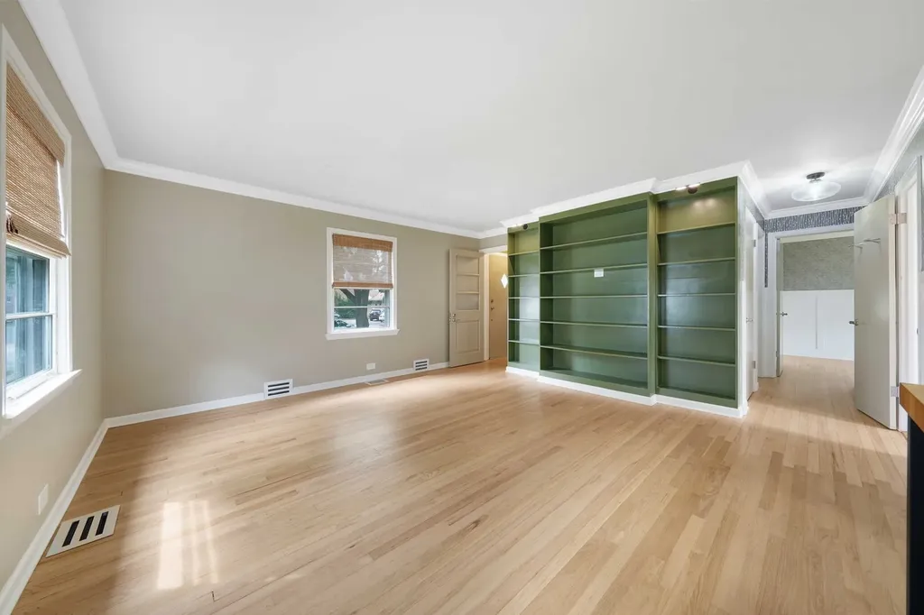 507 West Wesley Street Wheaton IL 60187