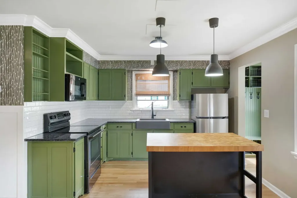 507 West Wesley Street Wheaton IL 60187