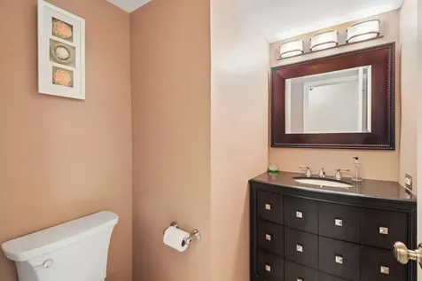 322 Chesapeake Lane Bloomingdale IL 60108