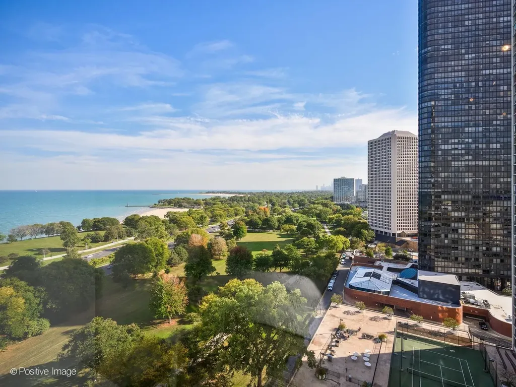 5455 North Sheridan Road Chicago IL 60640