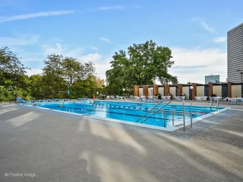 5455 North Sheridan Road Chicago IL 60640
