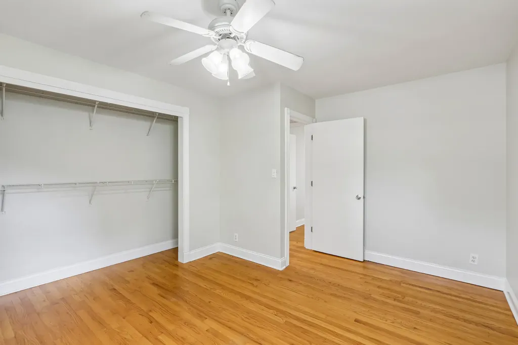 520 Woodlyn Drive Aurora IL 60505