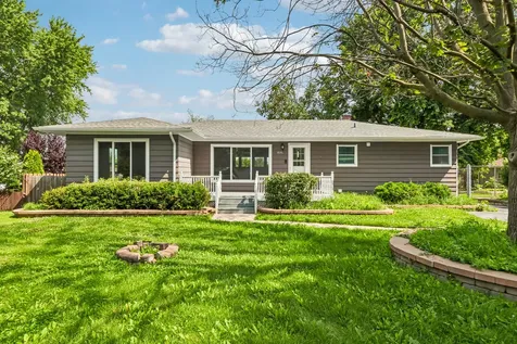 520 Woodlyn Drive Aurora IL 60505
