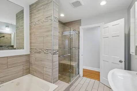 520 Woodlyn Drive Aurora IL 60505