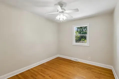 520 Woodlyn Drive Aurora IL 60505