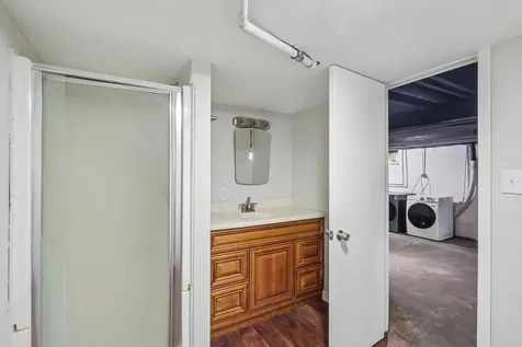 520 Woodlyn Drive Aurora IL 60505