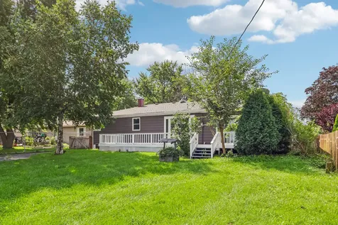 520 Woodlyn Drive Aurora IL 60505