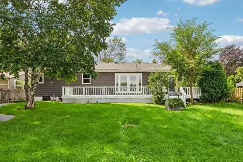 520 Woodlyn Drive Aurora IL 60505