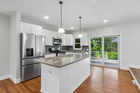 520 Woodlyn Drive Aurora IL 60505