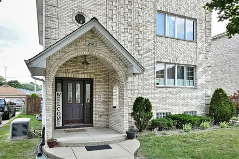 2511 North 74th Avenue Elmwood Park IL 60707