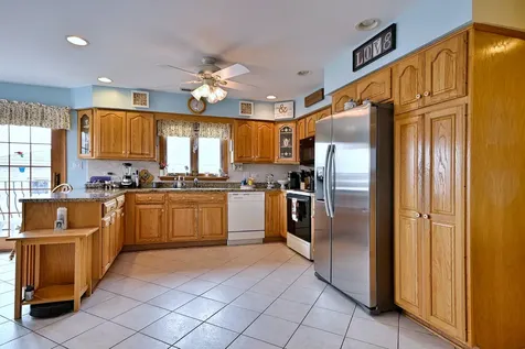 2511 North 74th Avenue Elmwood Park IL 60707
