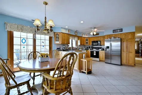 2511 North 74th Avenue Elmwood Park IL 60707