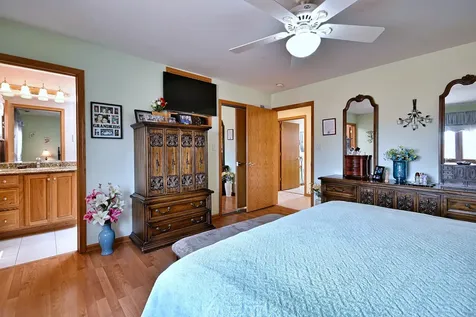 2511 North 74th Avenue Elmwood Park IL 60707