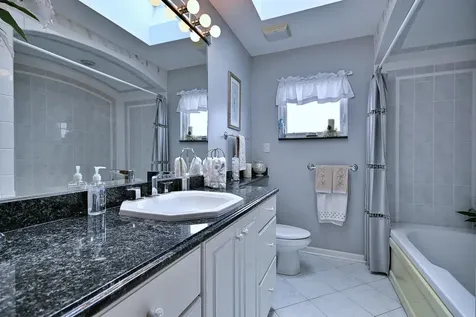 2511 North 74th Avenue Elmwood Park IL 60707