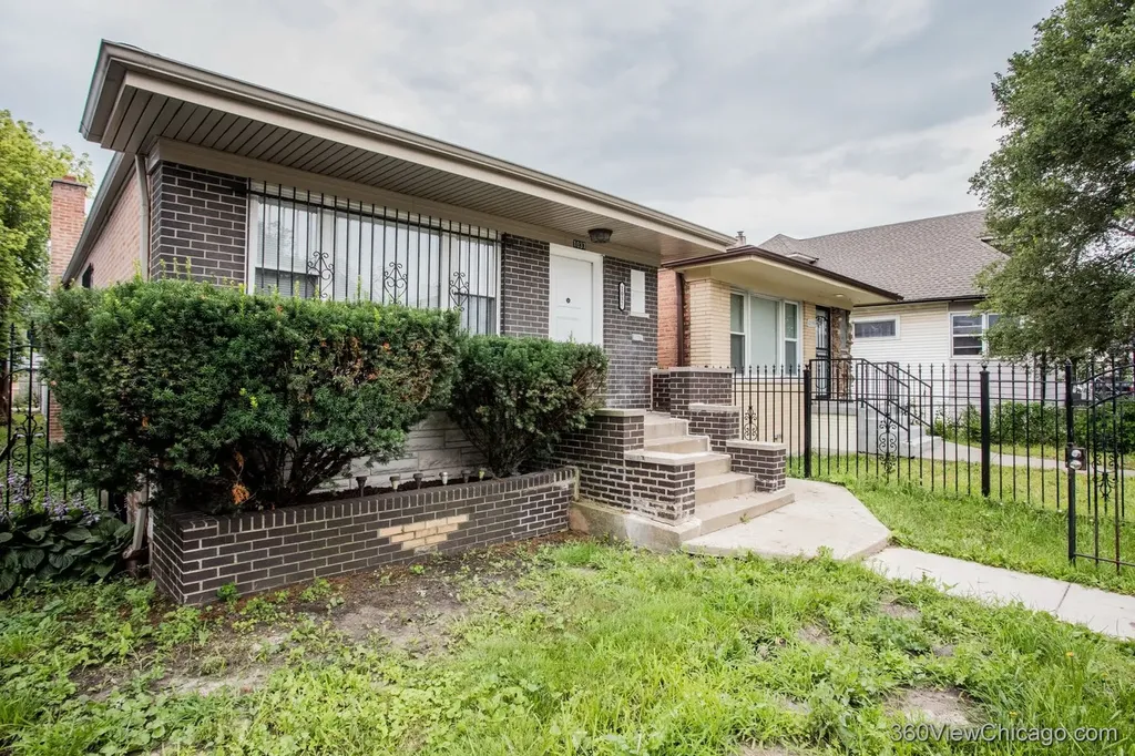 1037 West 103rd Street Chicago IL 60643