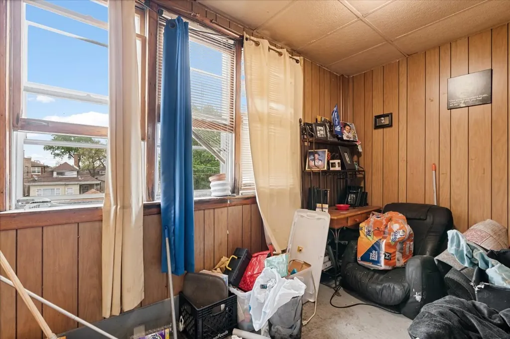 5937 South Maplewood Avenue Chicago IL 60629