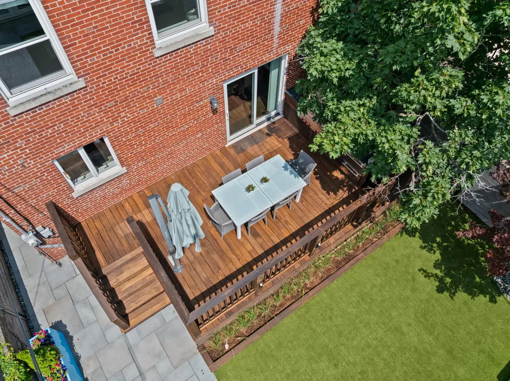 6133 North Lenox Avenue Chicago IL 60646