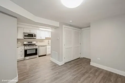 4941 South Champlain Avenue Chicago IL 60615