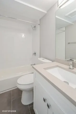 4941 South Champlain Avenue Chicago IL 60615