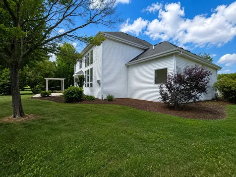12751 Vestas Place Belvidere IL 61008
