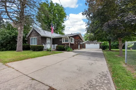 1406/1408 South East Street Bloomington IL 61701
