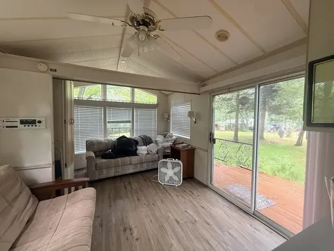 26-127/128 Woodhaven Lakes Sublette IL 61367