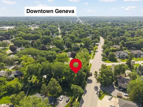 120 North Pine Street Geneva IL 60134
