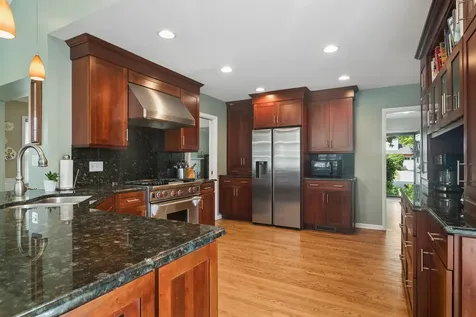 511 South Walnut Avenue Arlington Heights IL 60005