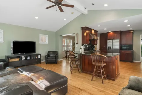 511 South Walnut Avenue Arlington Heights IL 60005