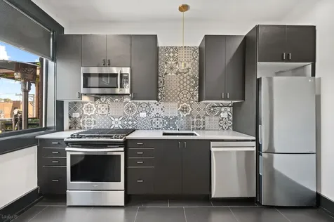 3513 North Sheffield Street Chicago IL 60657