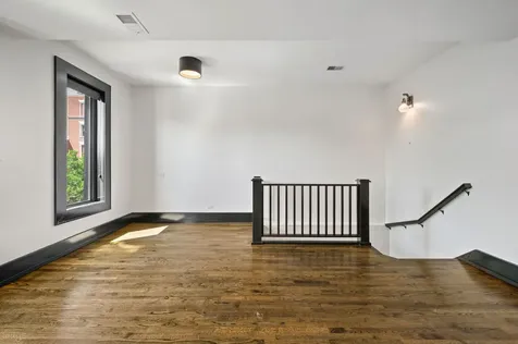 3513 North Sheffield Street Chicago IL 60657