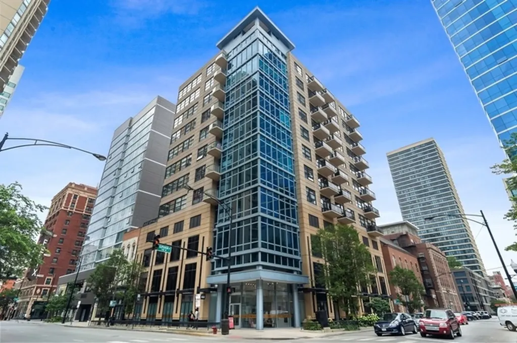101 West Superior Street Chicago IL 60654