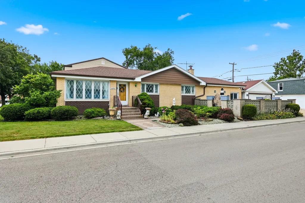 4850 Michigan Avenue Schiller Park IL 60176