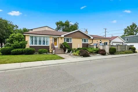 4850 Michigan Avenue Schiller Park IL 60176