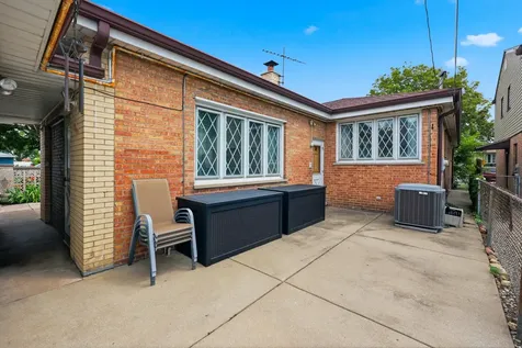 4850 Michigan Avenue Schiller Park IL 60176