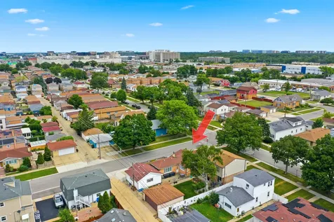 4850 Michigan Avenue Schiller Park IL 60176