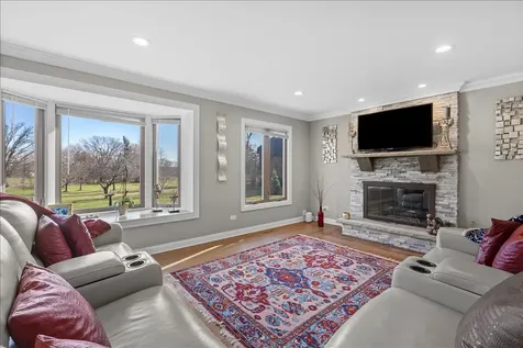 5 Paso Fino Street Lemont IL 60439