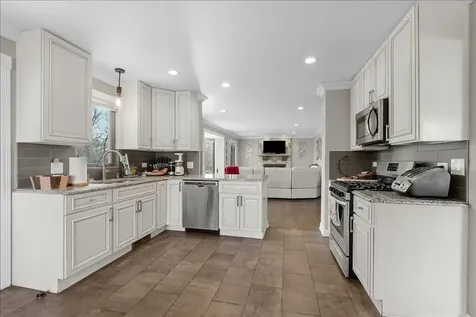 5 Paso Fino Street Lemont IL 60439