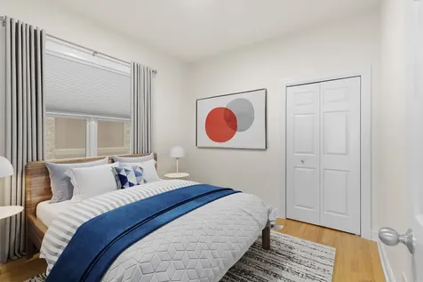 4662 North Winthrop Avenue Chicago IL 60640