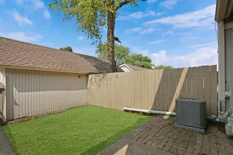 539 Quail Creek Drive Grayslake IL 60030