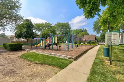 539 Quail Creek Drive Grayslake IL 60030