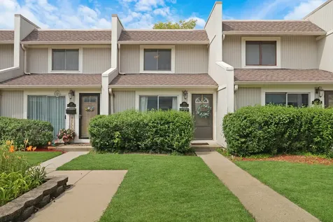 539 Quail Creek Drive Grayslake IL 60030